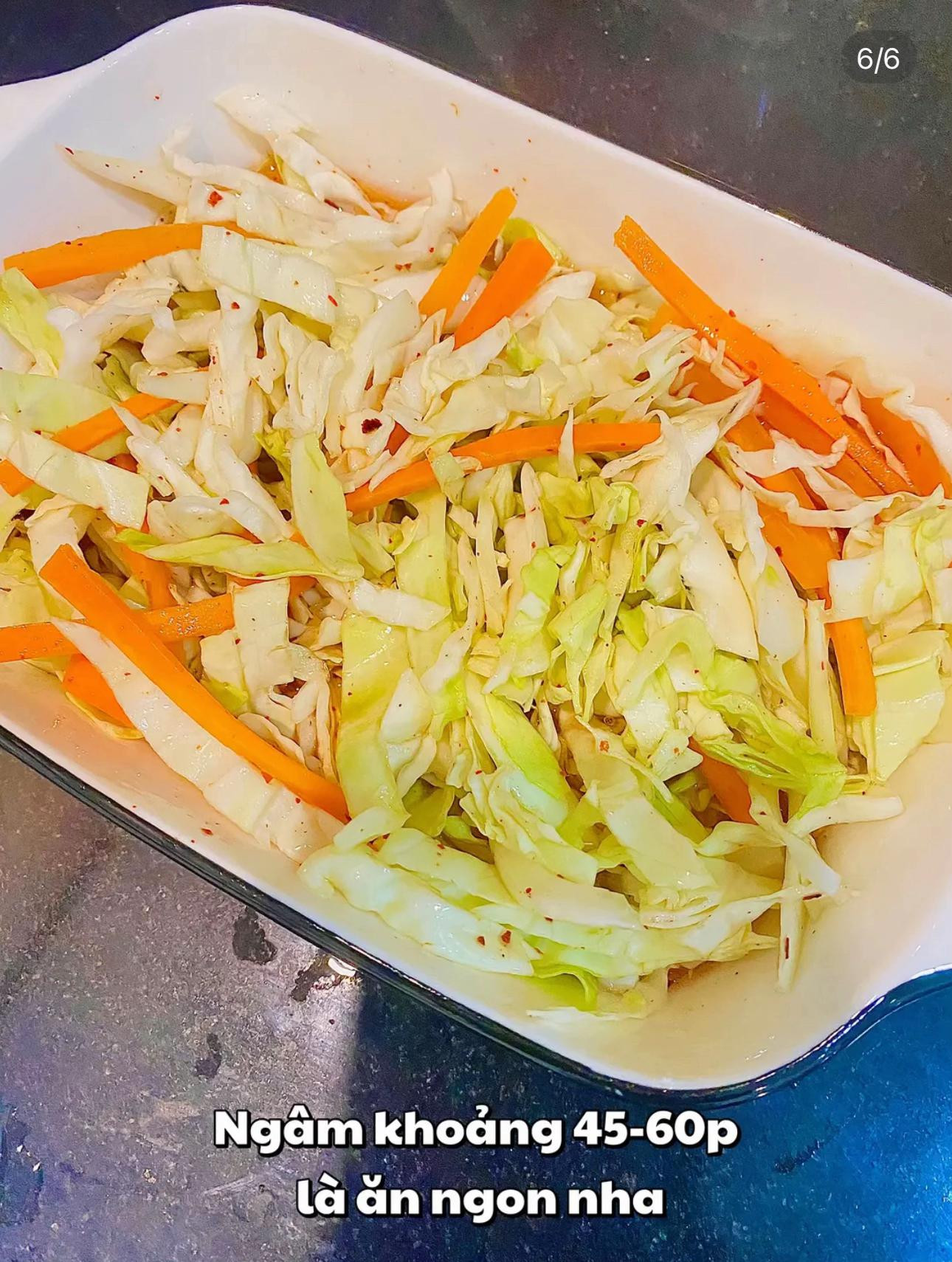 Bắp cải muối giòn ngọt giải ngán kèm món nướng, công thức làm đơn giản tại nhà