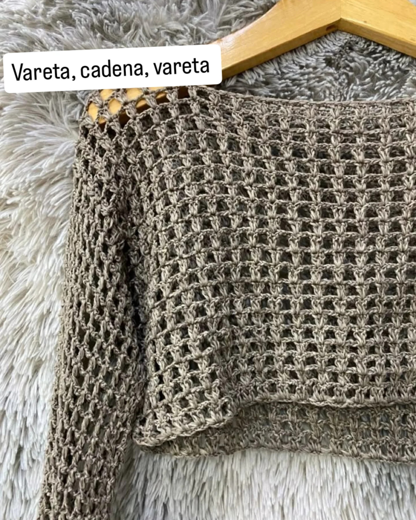 Básicos: Colección de patrones y diseños para suéteres crochet con punto vareta