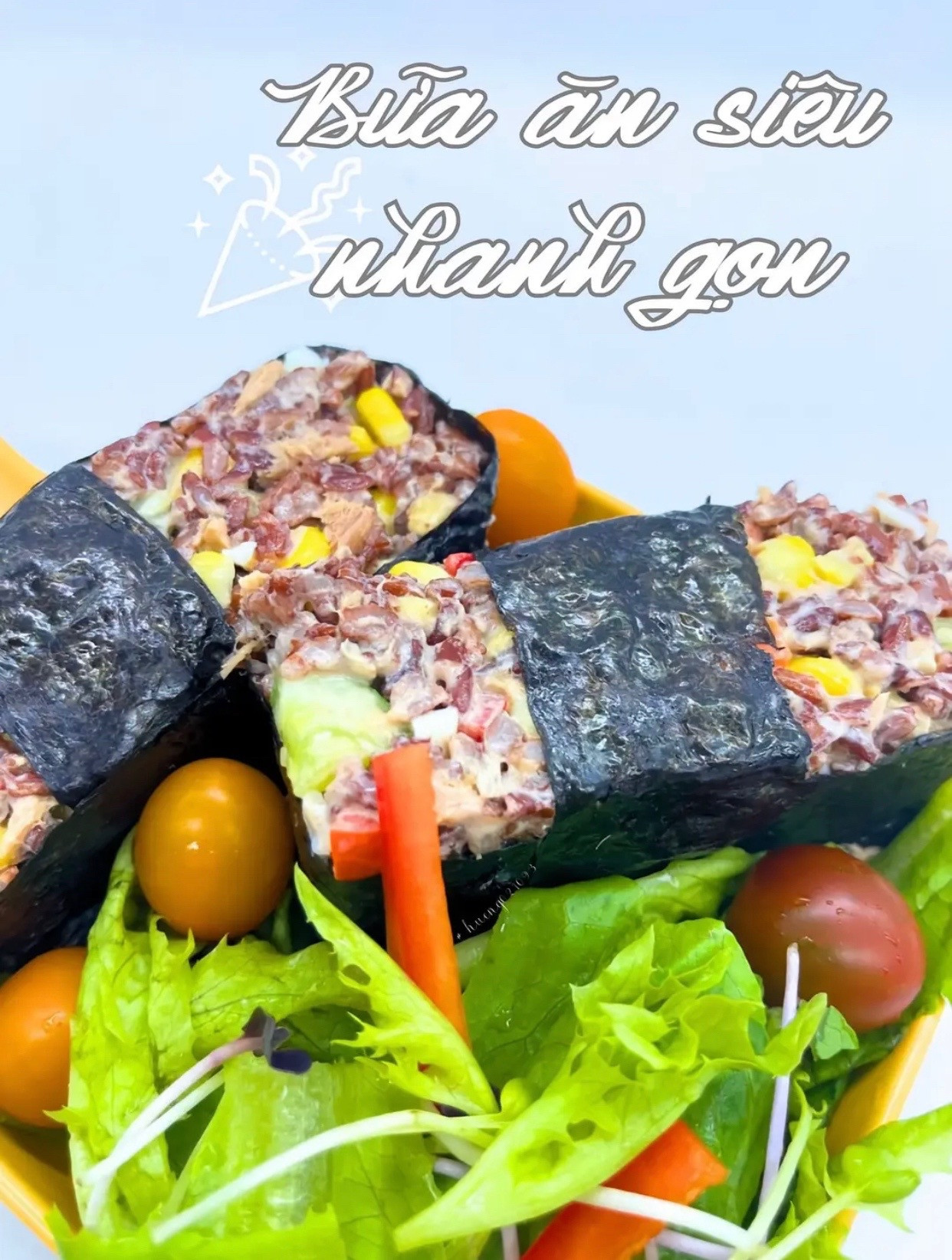 Bật mí công thức cơm nắm rong biển với cá ngừ, hạt điều và sốt mayo