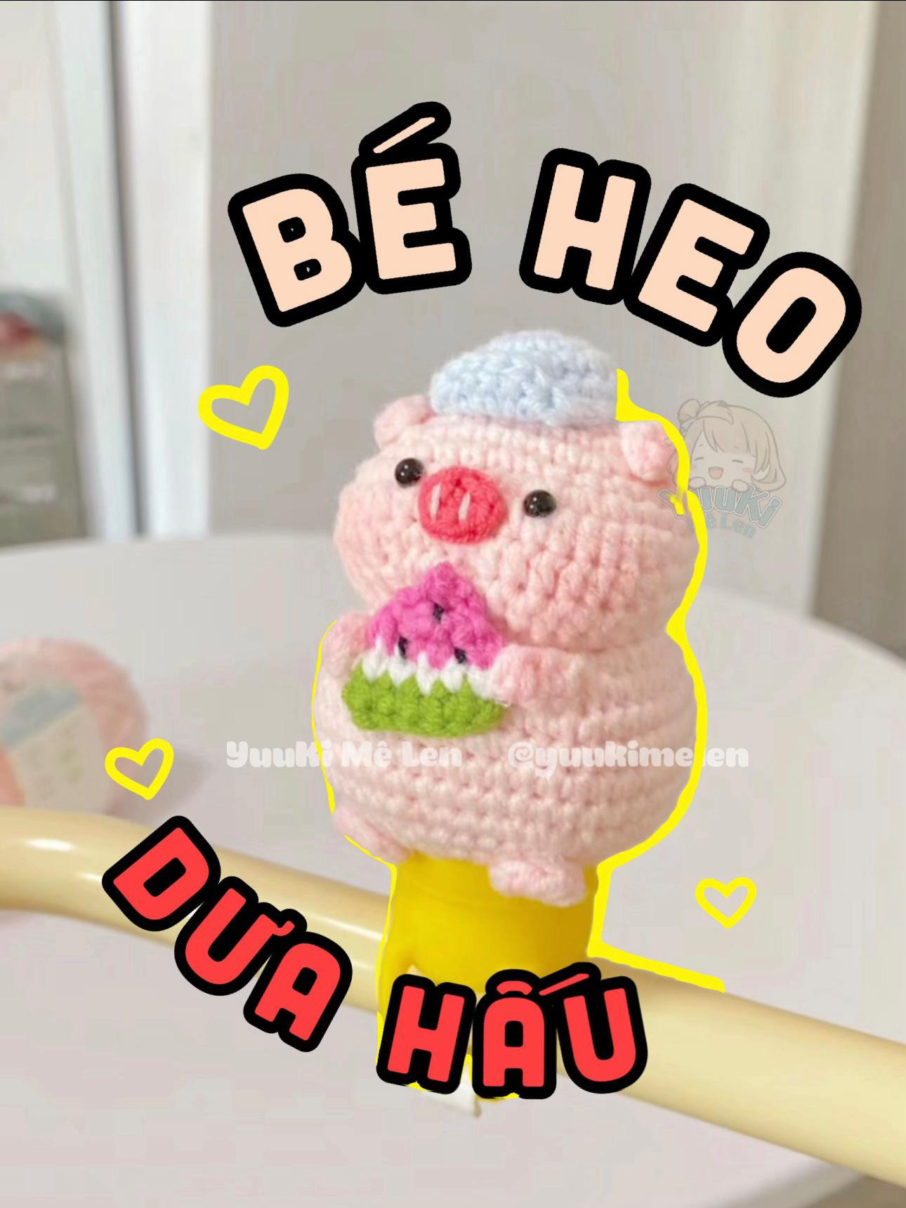 Bé Heo Dưa Hấu - Chart Móc Len Búp bê Heo Cầm Dưa Hấu Ngọt Ngào