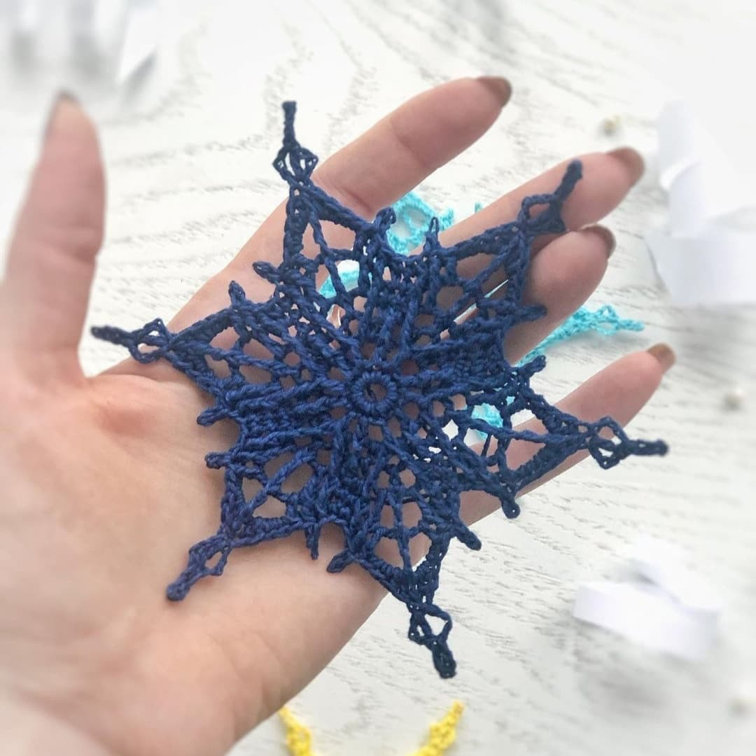 Бесплатное описание снежинки: схема вязания крючком