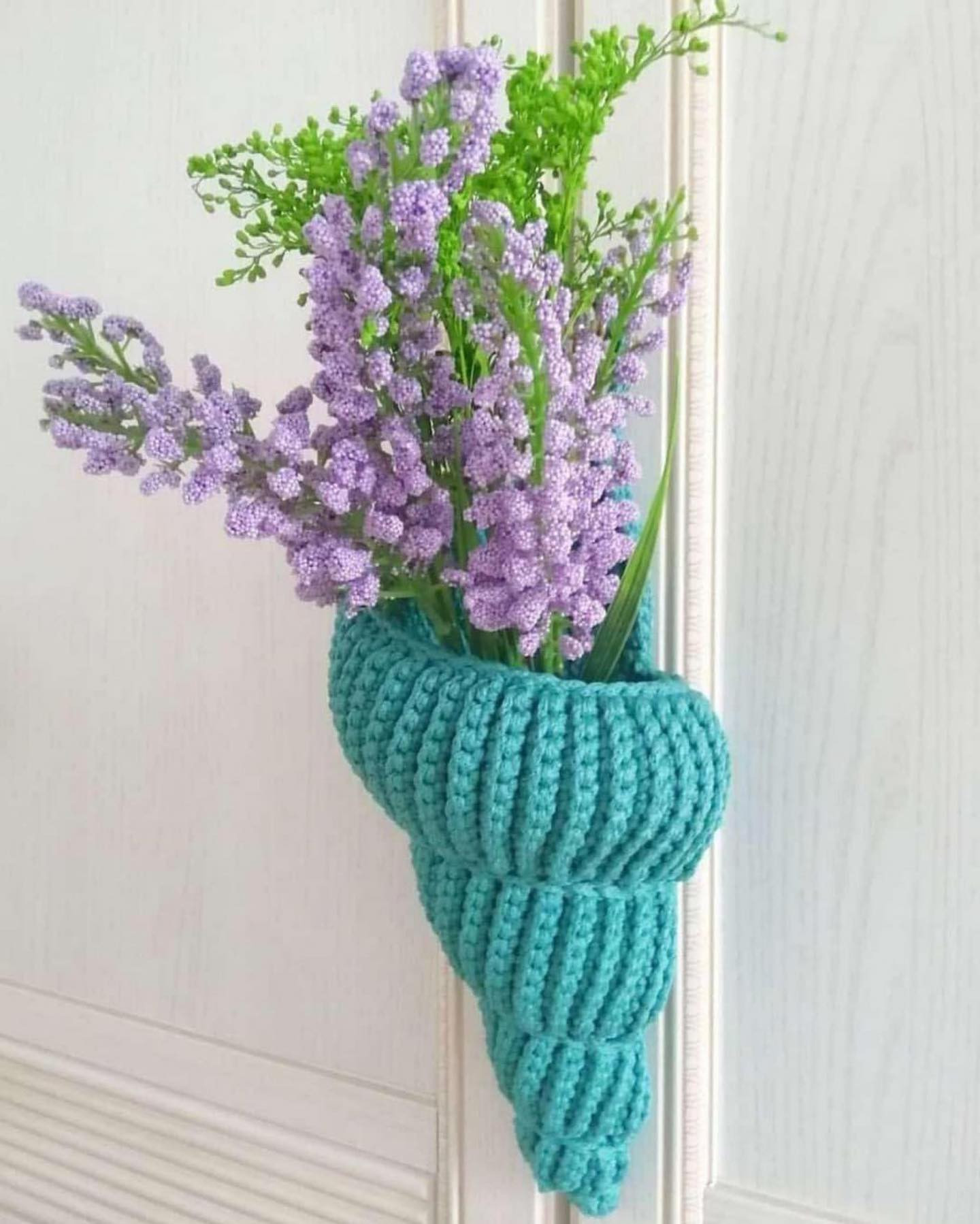 Бесплатное описание вязания крючком декоративной морской ракушки для цветов