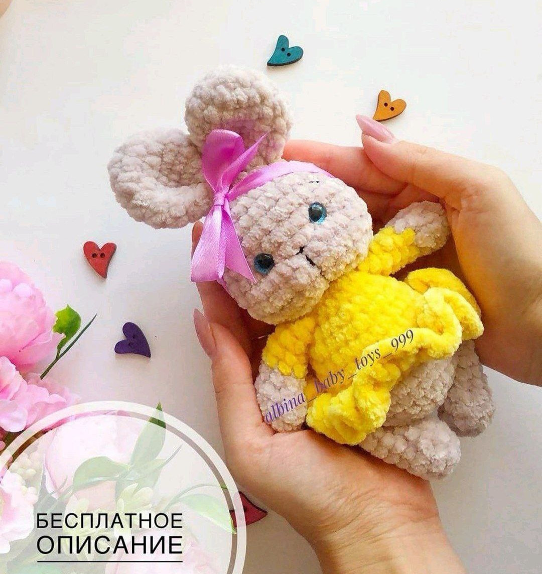 Бесплатный мастер-класс вязания плюшевого зайца с желтым платьем