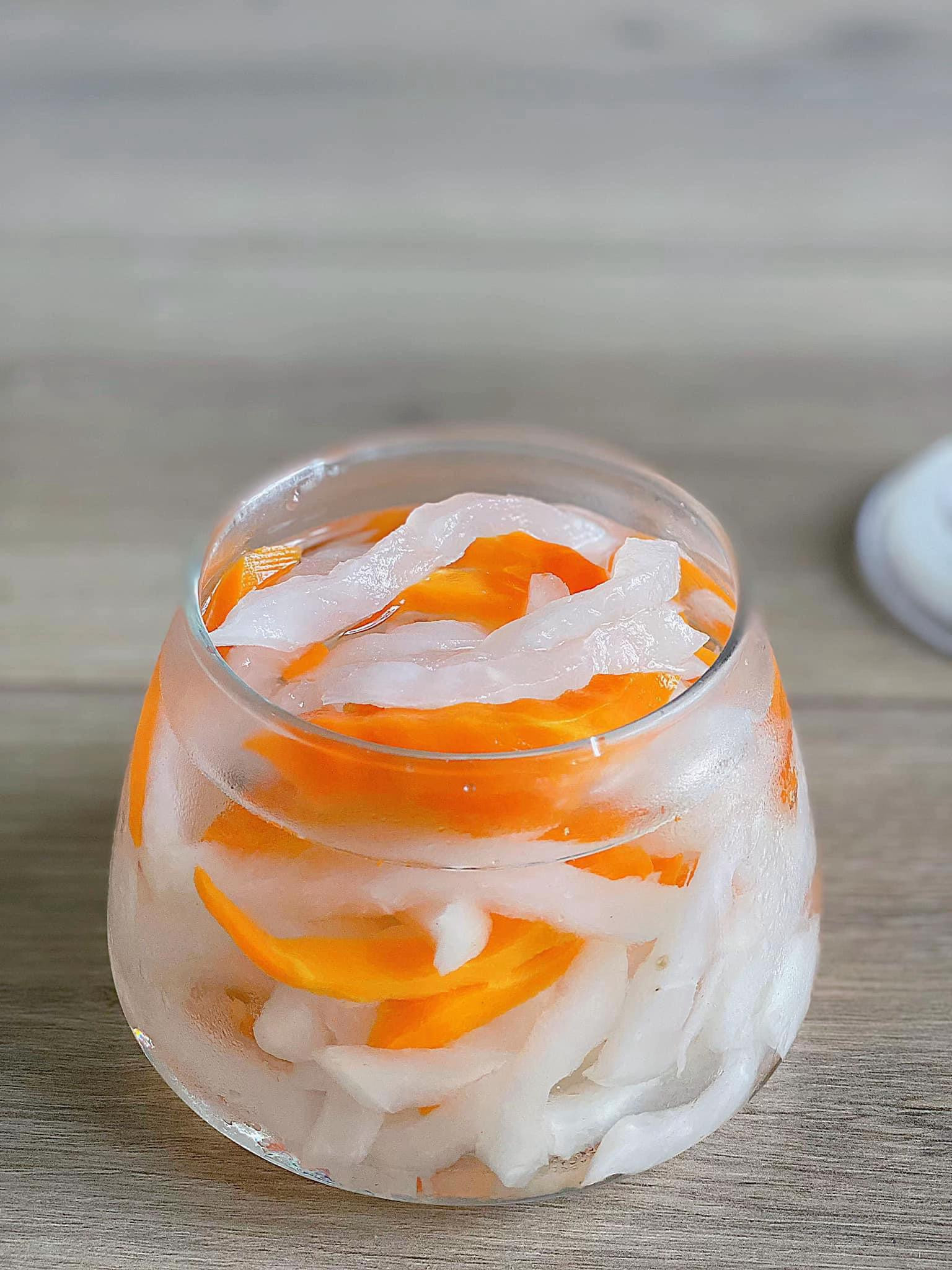 Bí Kíp Đơn Giản Để Củ Cải Chua Trong Véo Giòn Sần Sật