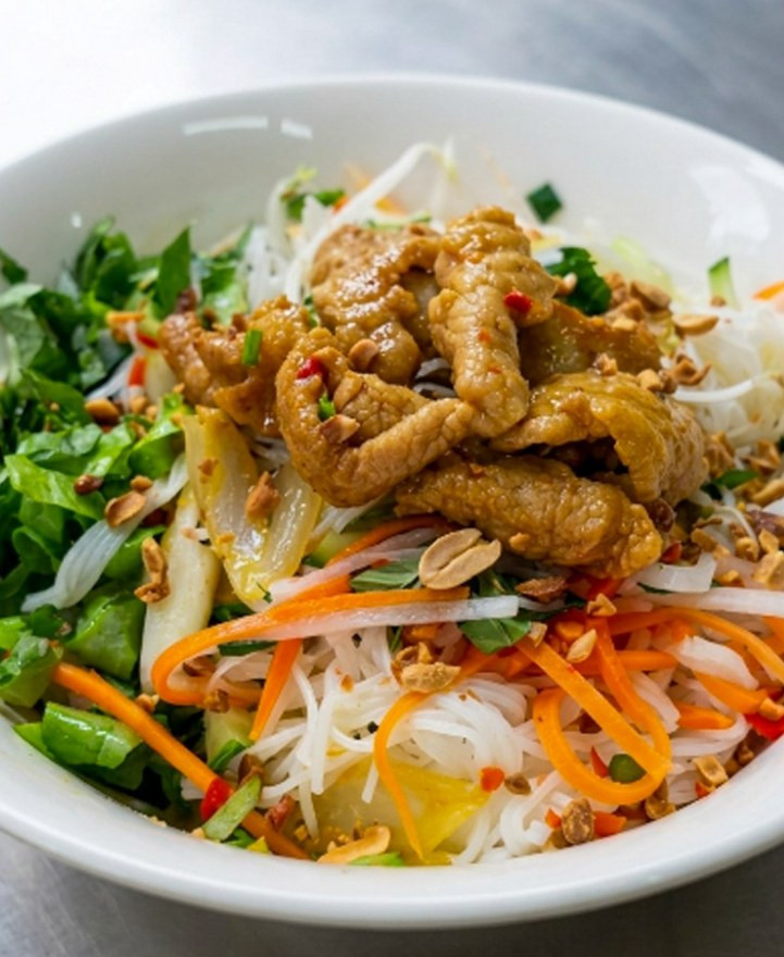 Bún Thịt Xào Mềm Mọng Nước Không Cần Baking Soda, Chuẩn Vị Quán