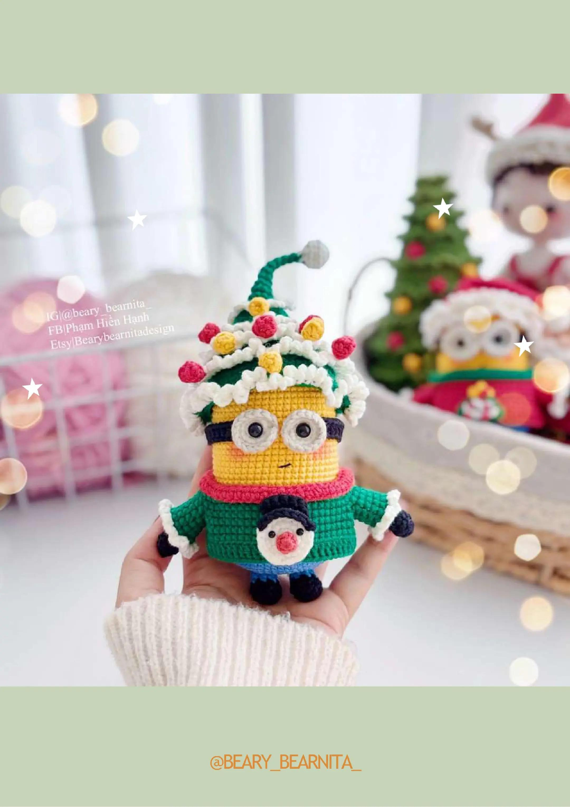 Búp bê Minion cây thông Noel móc len