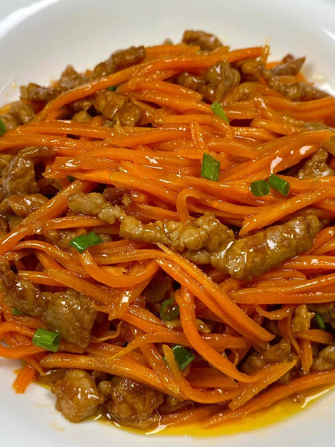 Cà rốt xào thịt bò sốt dầu hào, món cơm ngon