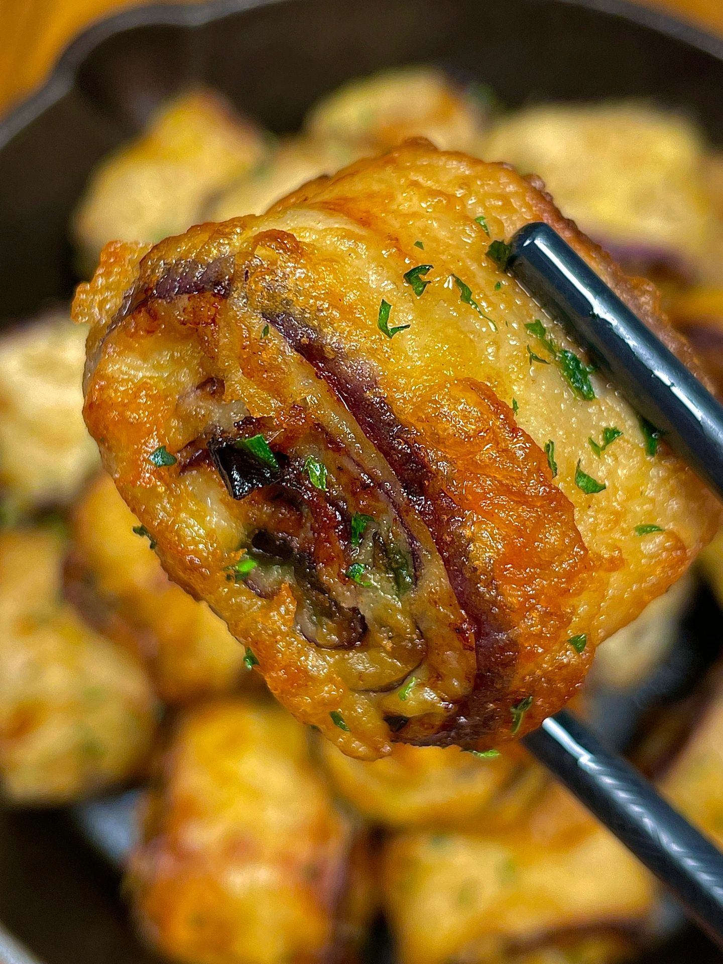 Cà tím cuốn thịt băm chiên giòn