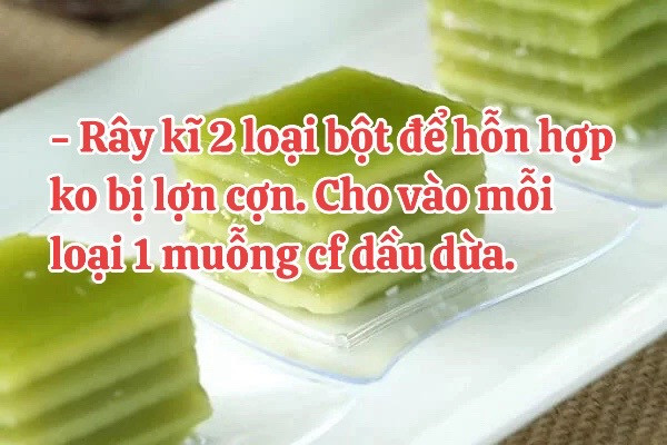 Cách làm bánh da lợn thơm ngon núng nính tại nhà với lớp đậu xanh và lá dứa