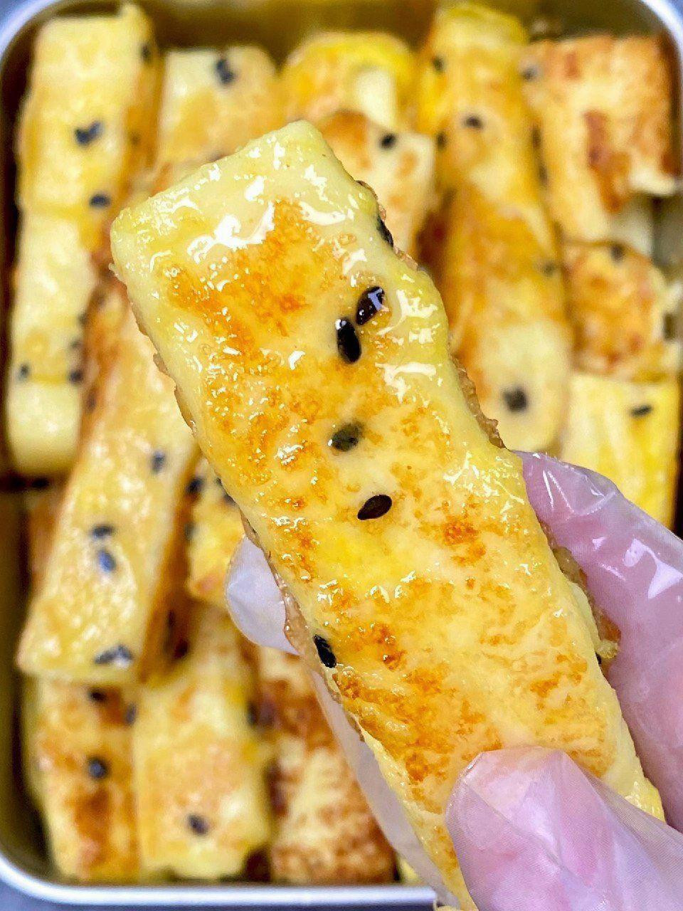 Cách làm bánh thanh sữa trứng chiên giòn vàng ruộm