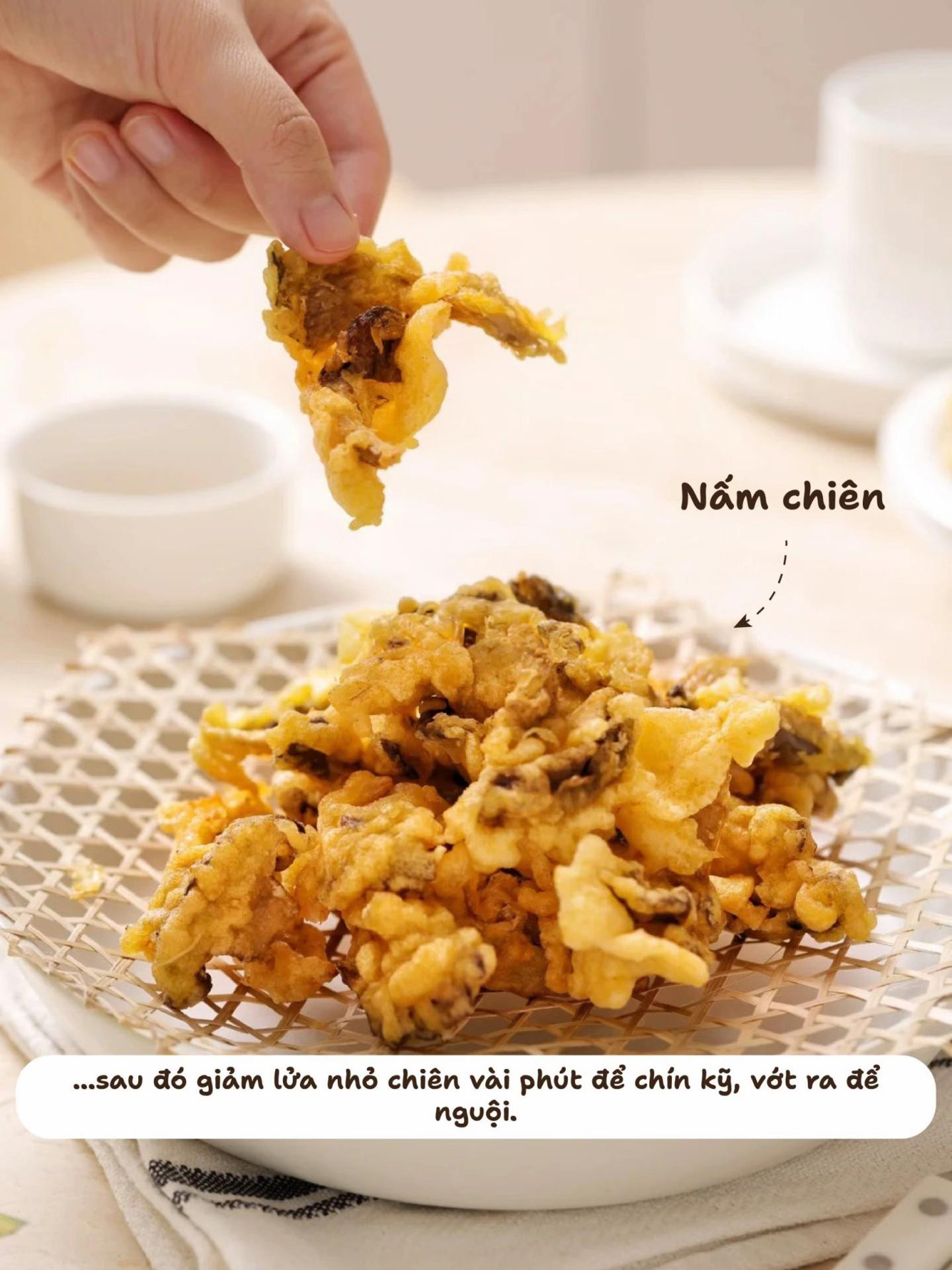 Cách làm các loại bột chiên khác nhau: Giòn, Mềm, Xù và Cứng cho món ăn ngon