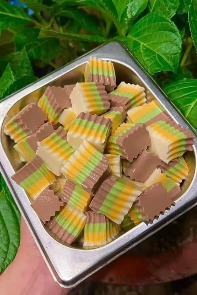 Cách làm khúc bạch nhiều màu sắc đẹp mắt, hương vị béo ngậy dễ thương