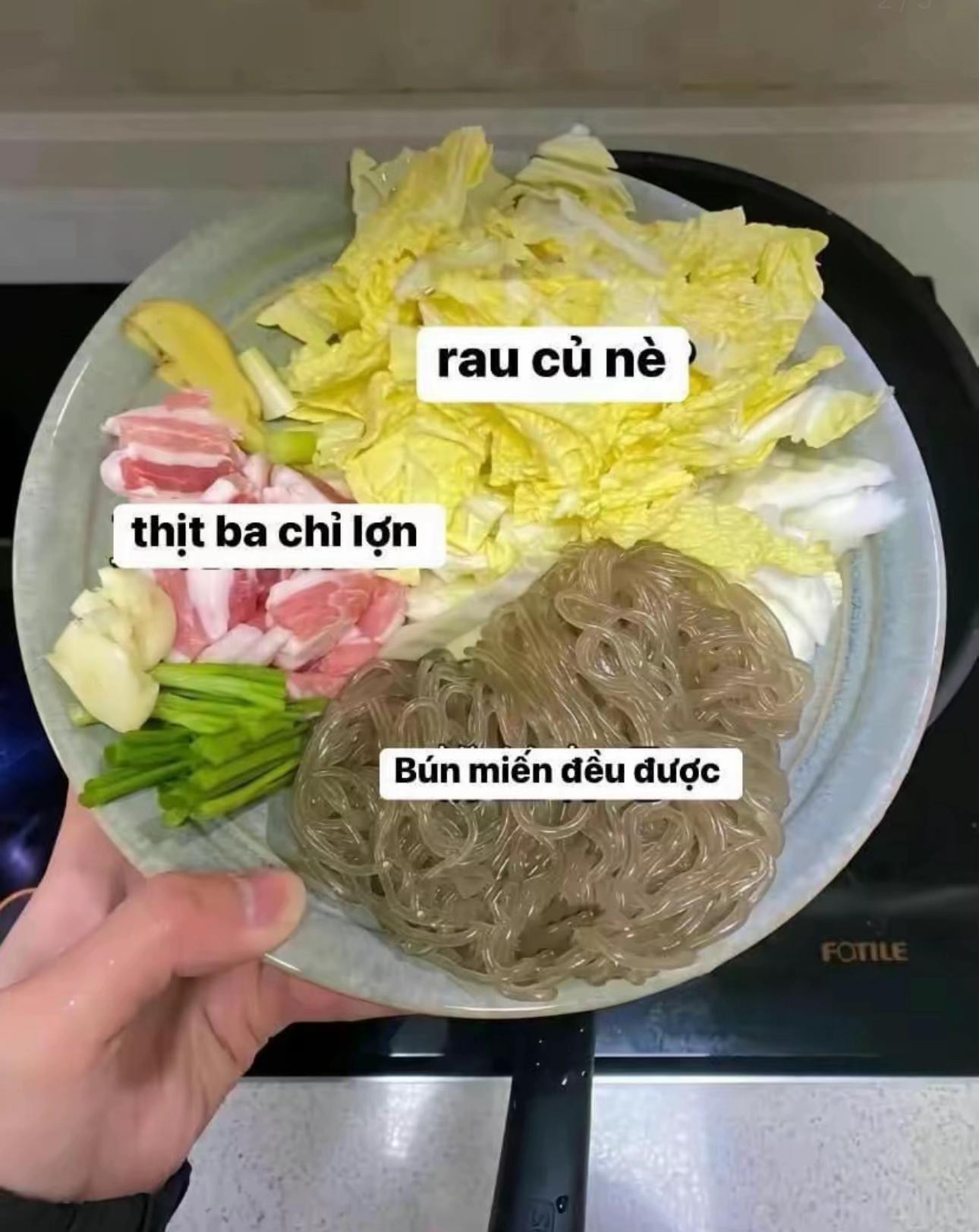 Cách làm món Miến xào thịt ba chỉ và rau cải bắp siêu ngon, đậm đà hương vị