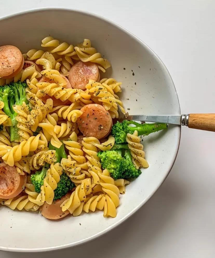 Cách làm nui xào bông cải đơn giản cho buổi sáng