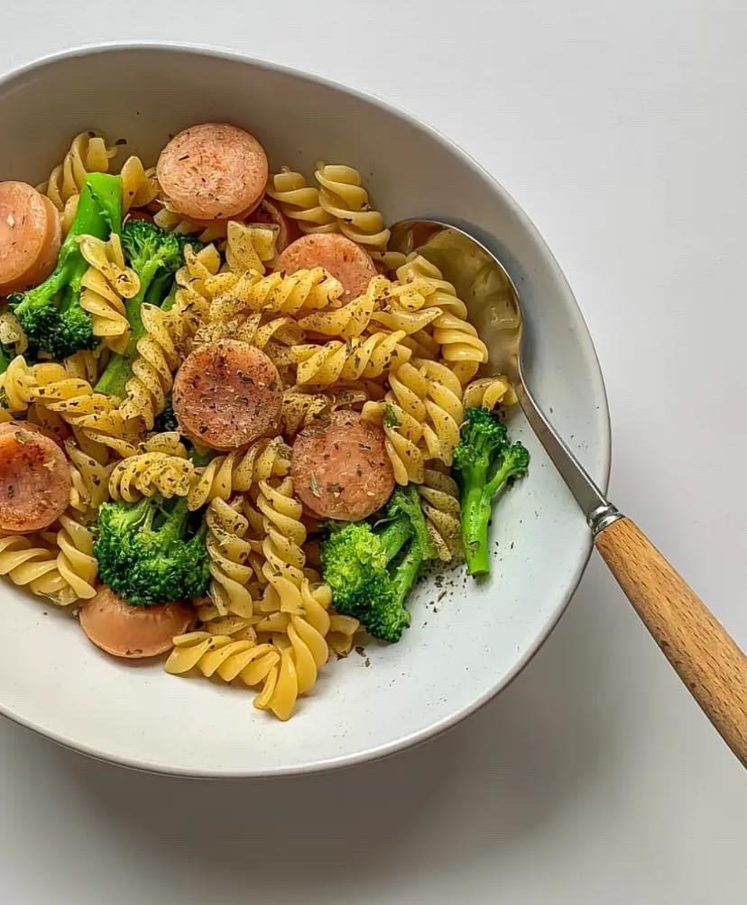 Cách làm nui xào bông cải đơn giản cho buổi sáng