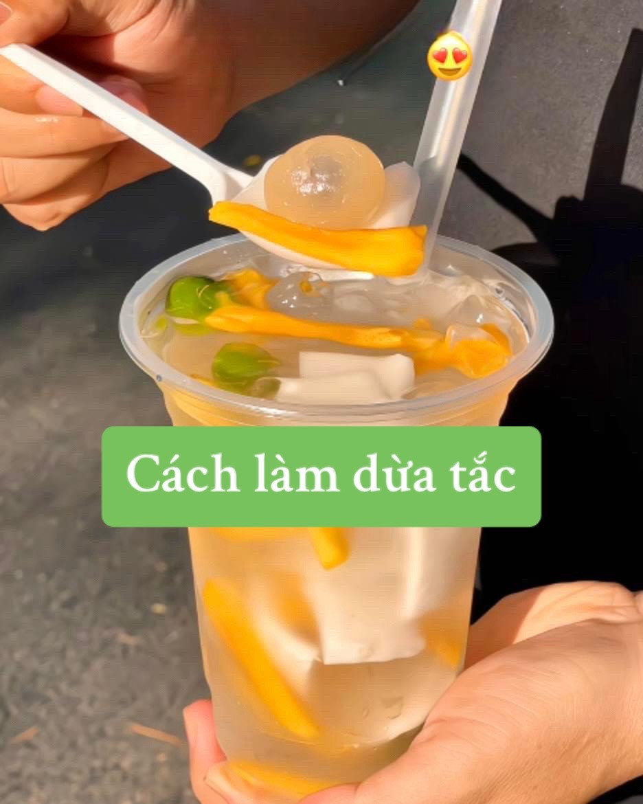 Cách làm nước dừa tắc mix trái cây mới lạ tại nhà