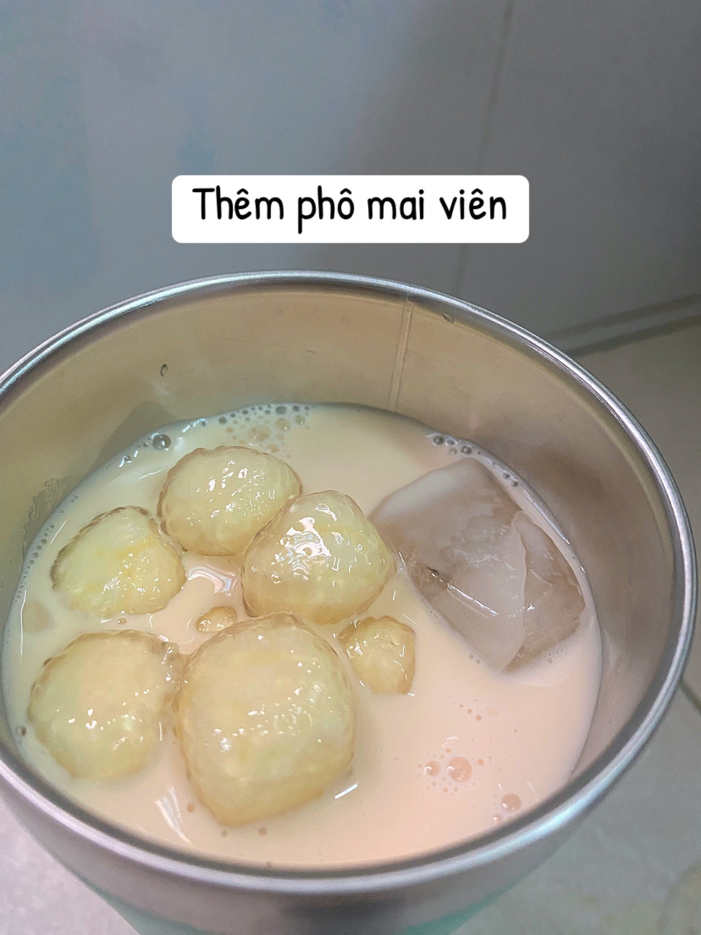Cách làm phô mai viên chiên giòn từ phô mai con bò cười