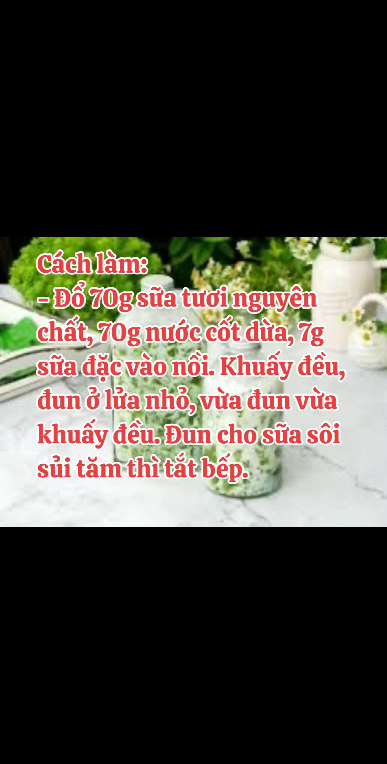 Cách làm thạch sữa lá dứa siêu ngon tại nhà với bột rau câu, nước cốt dừa và sữa tươi