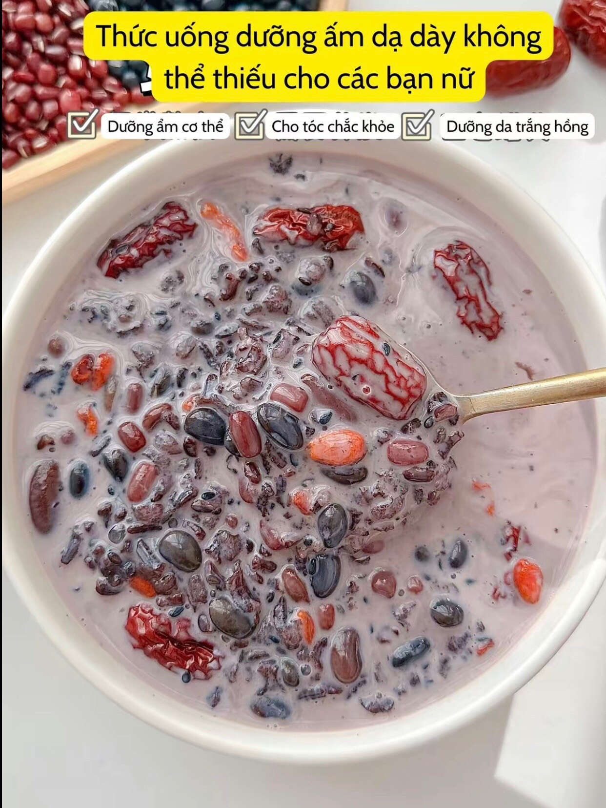 Cách làm thức uống ngũ cốc bổ khí huyết, dưỡng âm và đẹp tóc từ đậu đen, gạo đen, táo đỏ