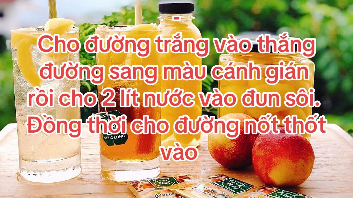 Cách làm trà đào ngâm đường phèn thơm ngon giải nhiệt mùa hè