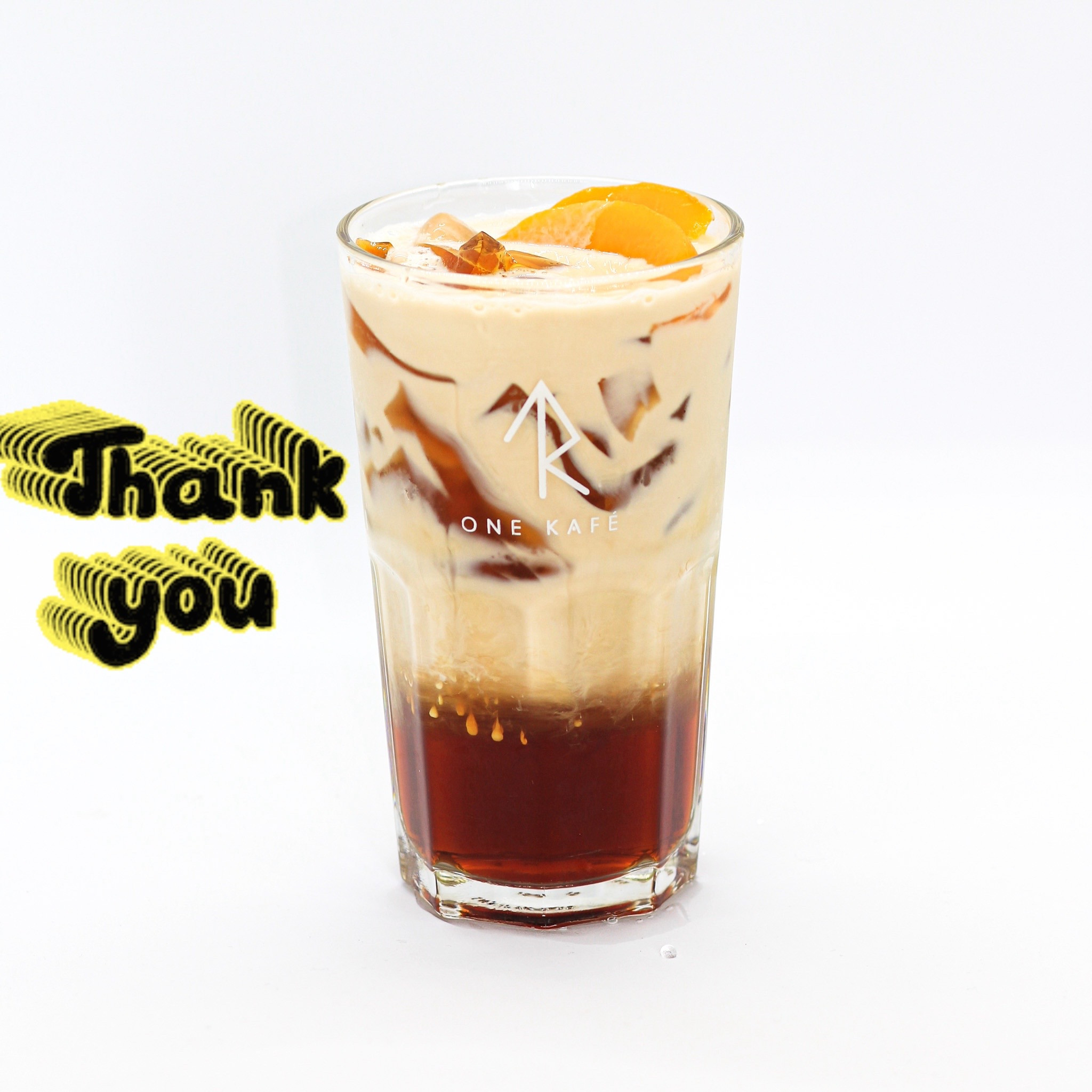 Cách làm Trà Thạch Đào Highland thơm ngon tại nhà với thạch đào, trà túi lọc và kem béo