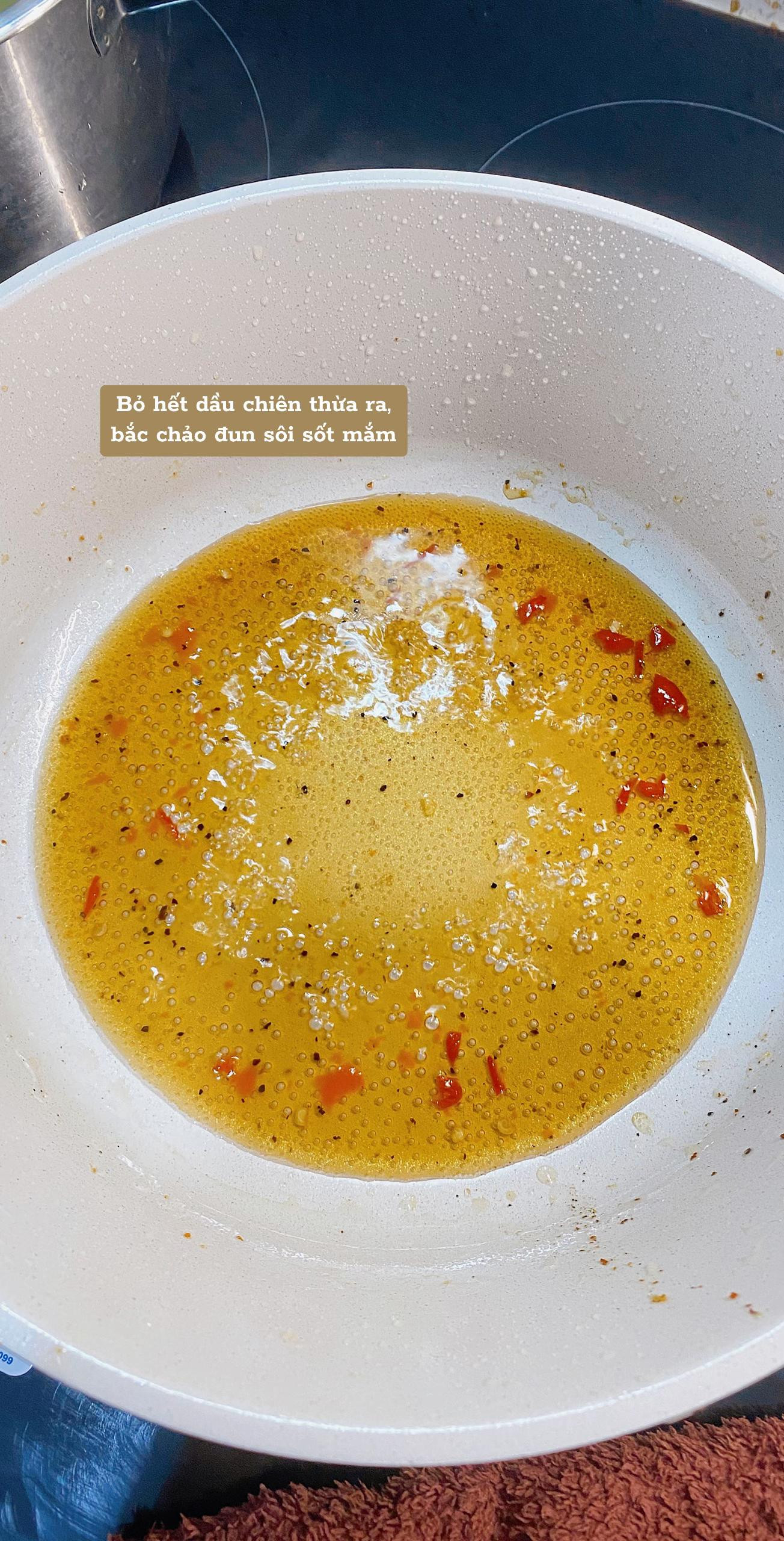 Cánh gà chiên mắm tỏi giòn ngon