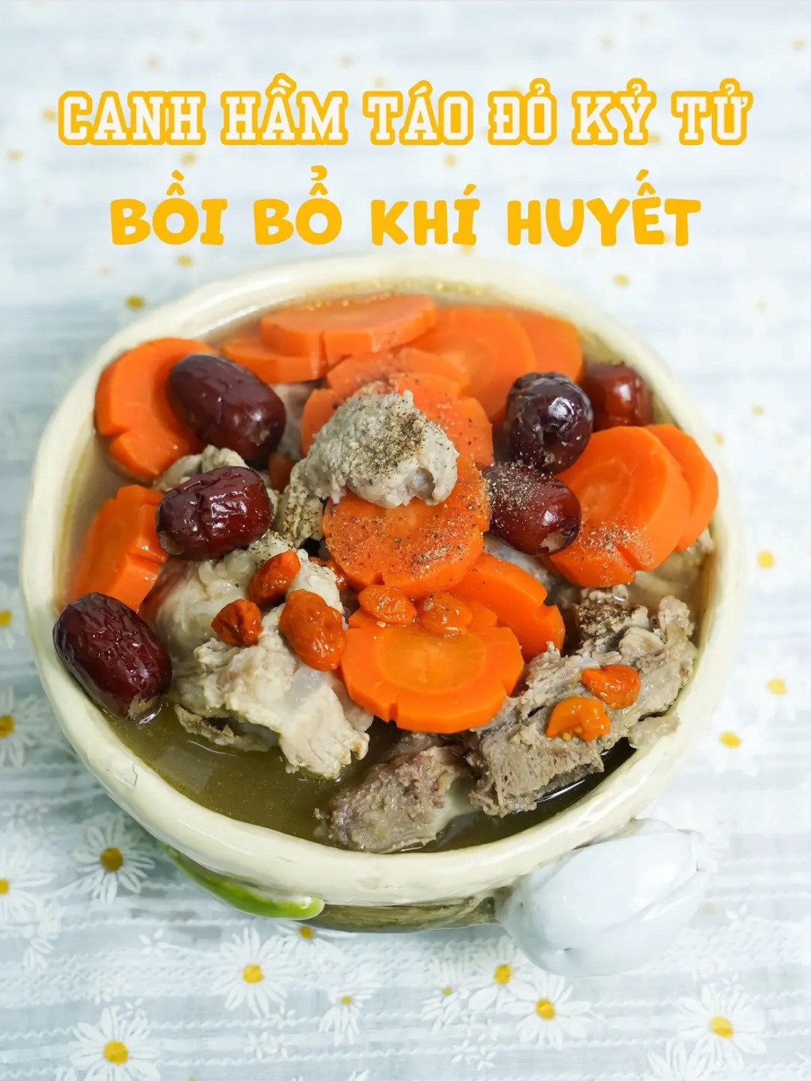 Canh hầm tảo đỏ kỷ tử bồi bổ khí huyết