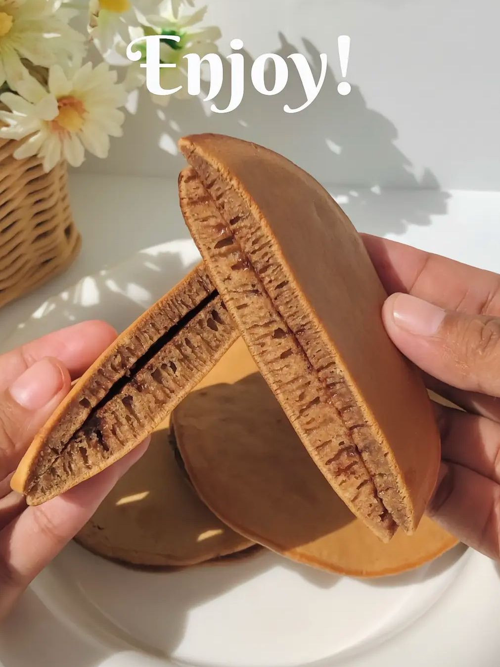 Cara Membuat Dorayaki Milo dengan Selai Coklat
