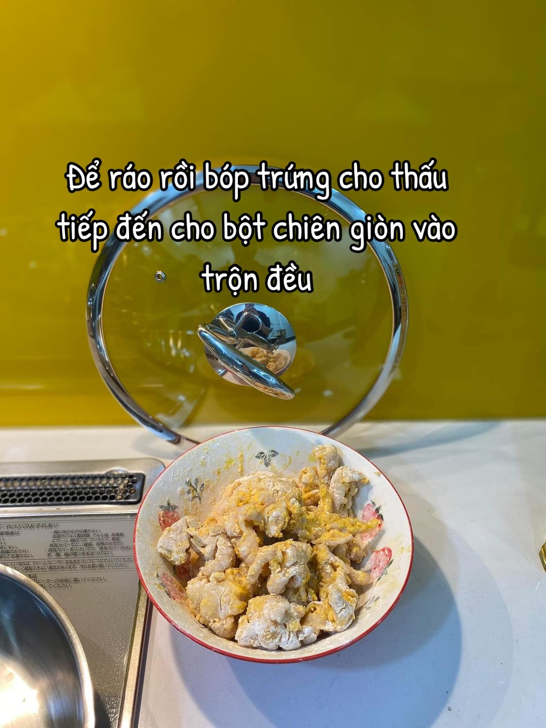 Chân gà rút xương rang muối giòn giụm, cách làm đơn giản dễ thực hiện tại nhà