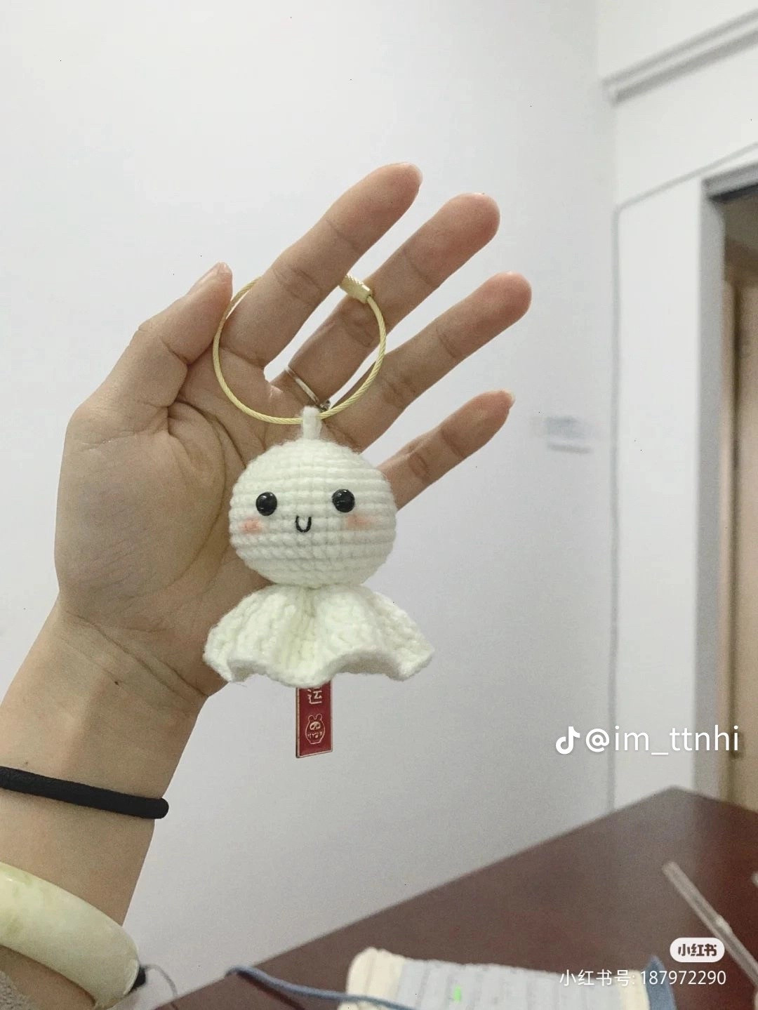 Chart hướng dẫn móc chìa khóa hoa tulip mini và bó hoa đa sắc