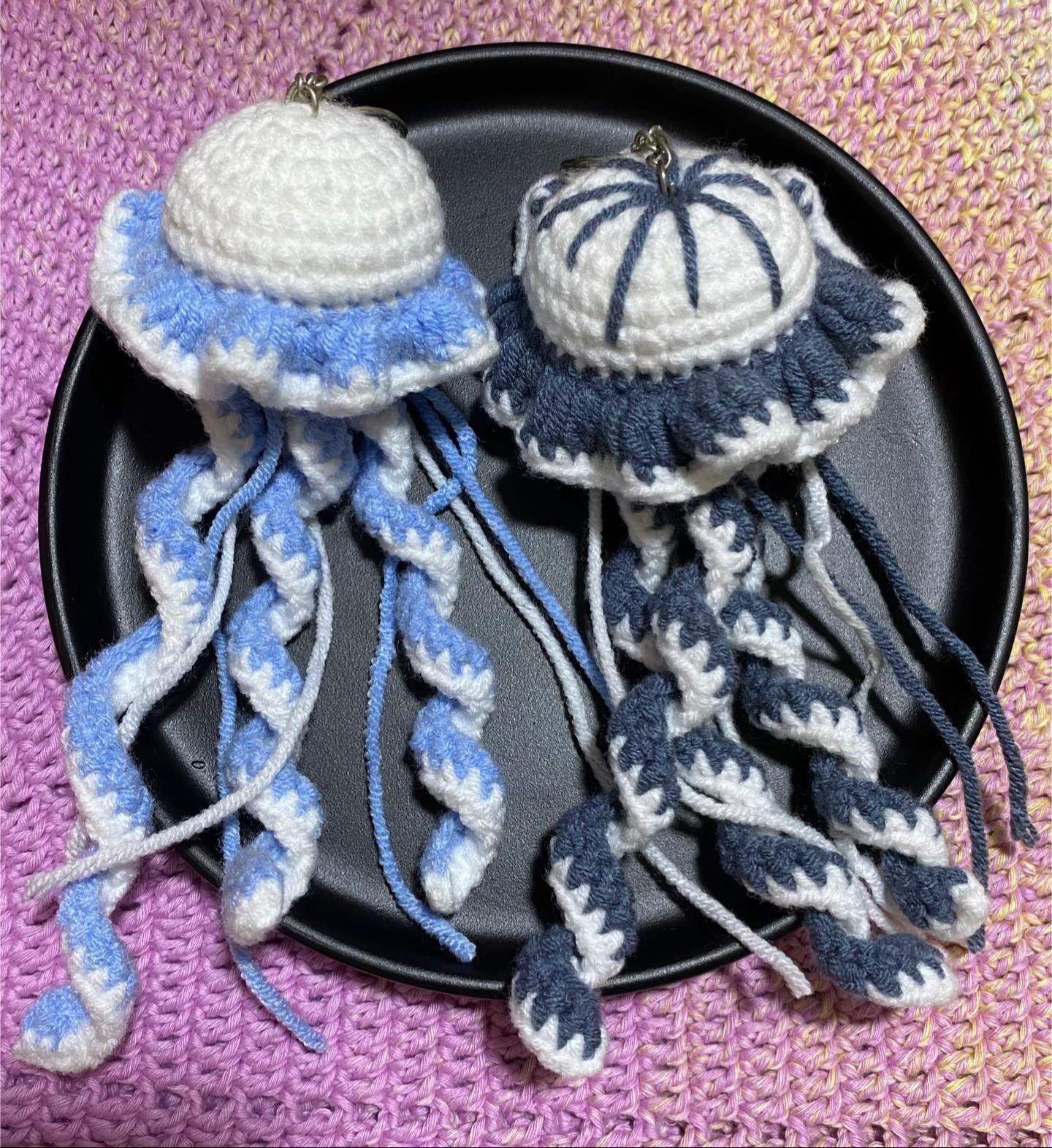 Chart hướng dẫn móc len sứa biển nhỏ dễ thương