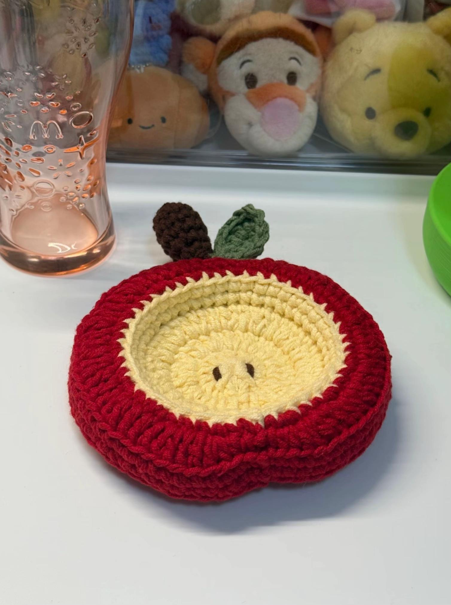 Chart Lót Ly Hình Quả Táo Móc Len Màu Đỏ