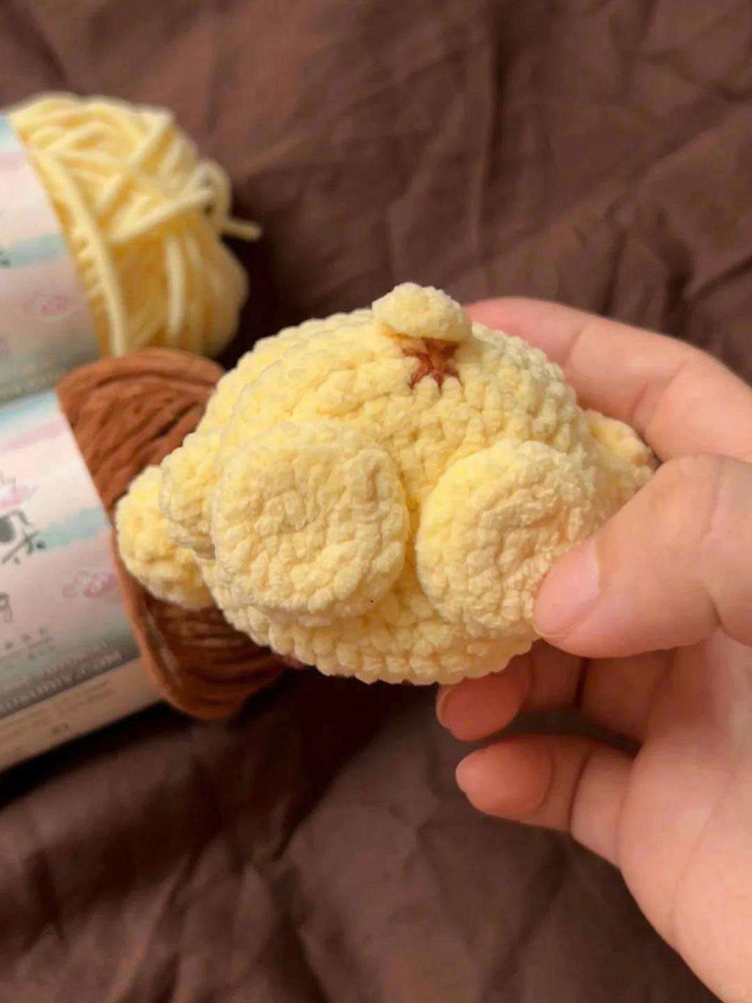 Chart móc em cún dễ thương bằng len nhung Susan