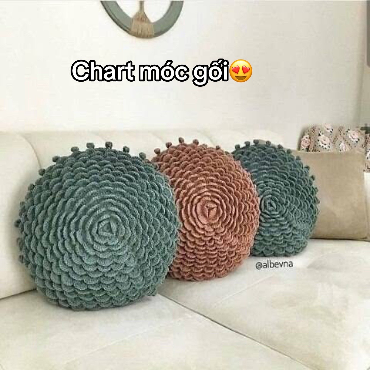 Chart móc gối hoa sen tròn màu xanh, nâu, trắng