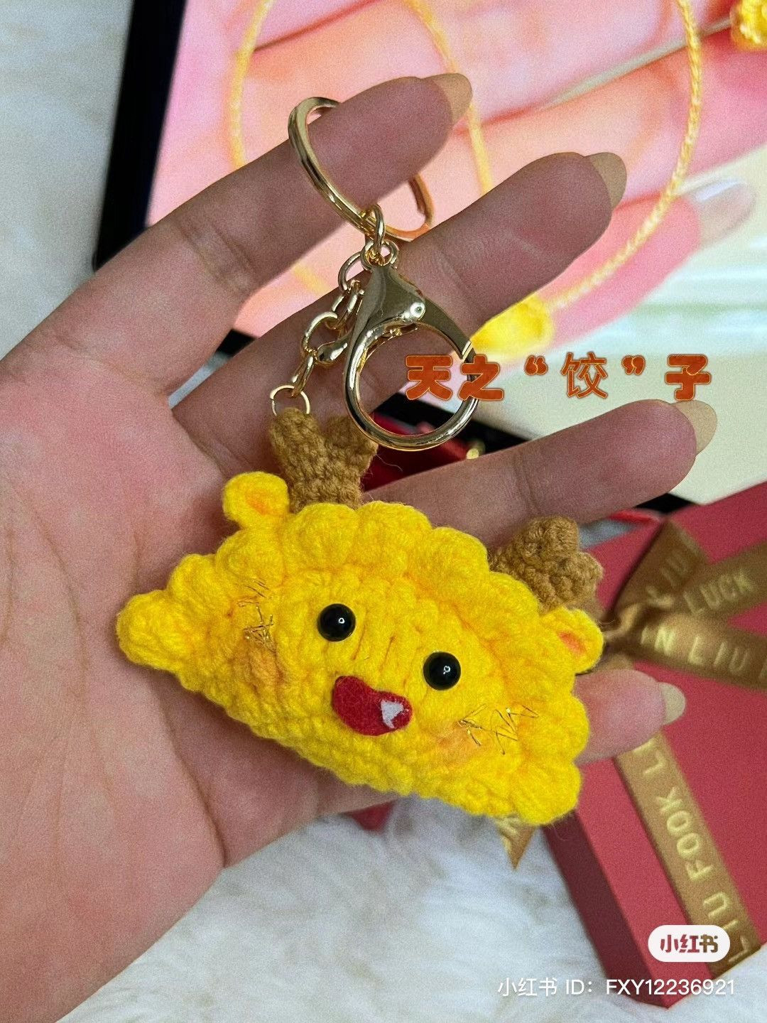 Chart móc Há Cảo Rồng vàng dễ thương