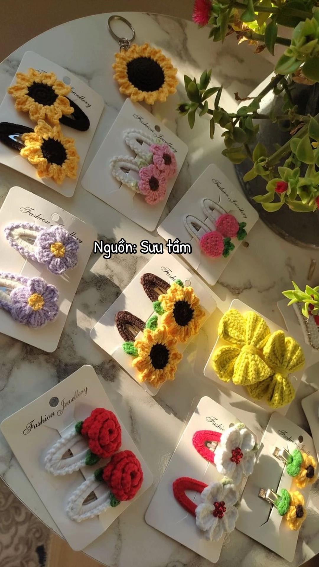 Chart móc kẹp tóc hoa hướng dương vàng nâu