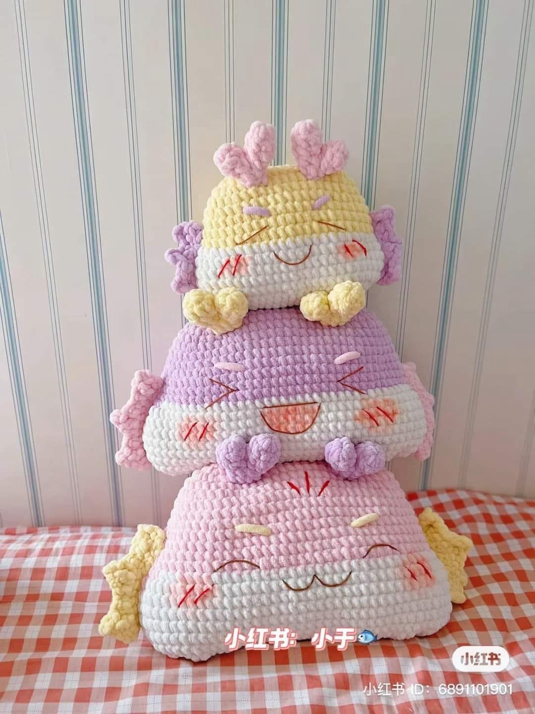 Chart móc len ấm áp: Gấu rồng pastel dễ thương