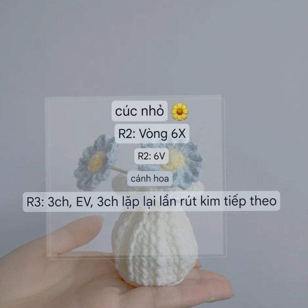 Chart Móc Len Bình Hoa Cúc Mini Màu Xanh Dương và Vàng, Hướng Dẫn Chi Tiết Từng Hàng