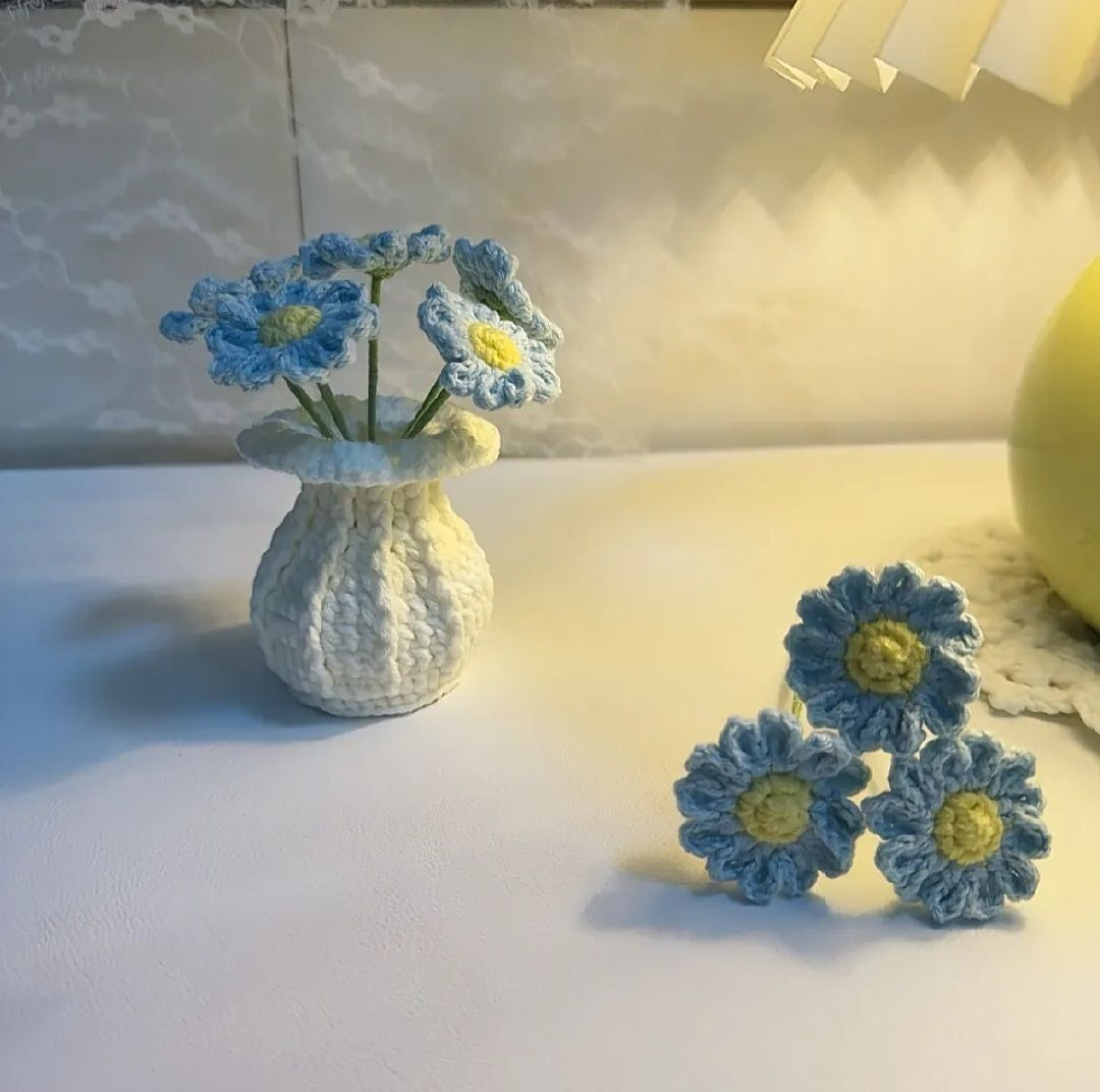 Chart Móc Len Bình Hoa Cúc Mini Màu Xanh Dương và Vàng, Hướng Dẫn Chi Tiết Từng Hàng
