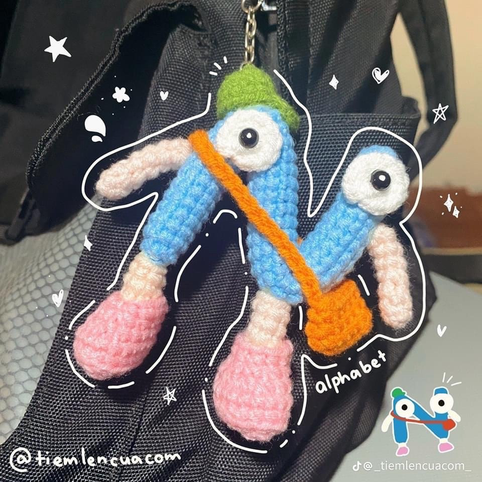 Chart móc len búp bê chữ cái Alphabet T, N, S dễ thương