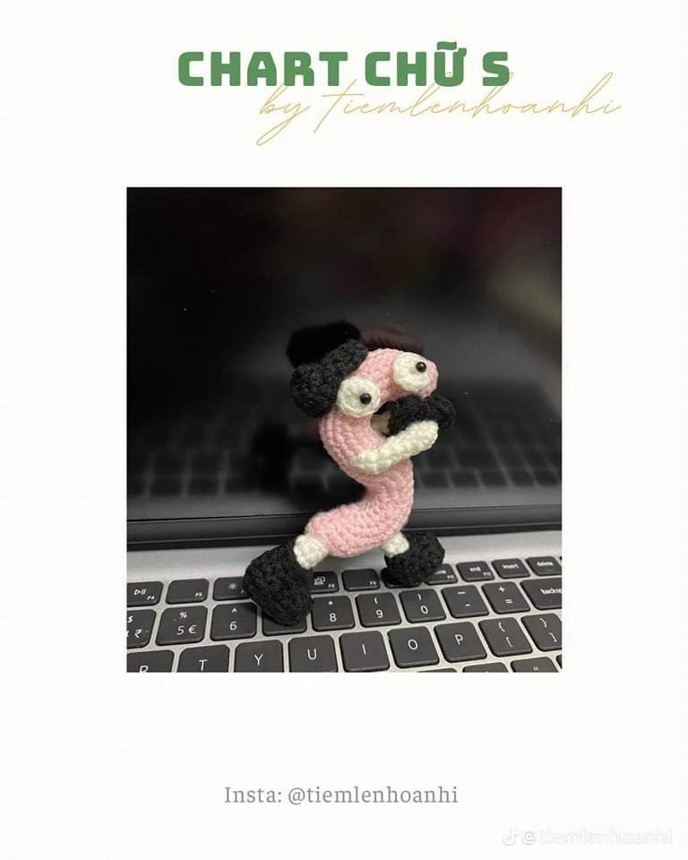 Chart móc len búp bê chữ cái Alphabet T, N, S dễ thương