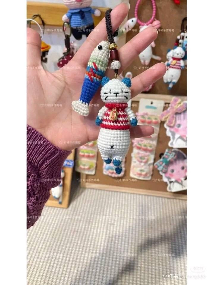 Chart móc len búp bê chú hề và mèo dễ thương nhiều màu sắc