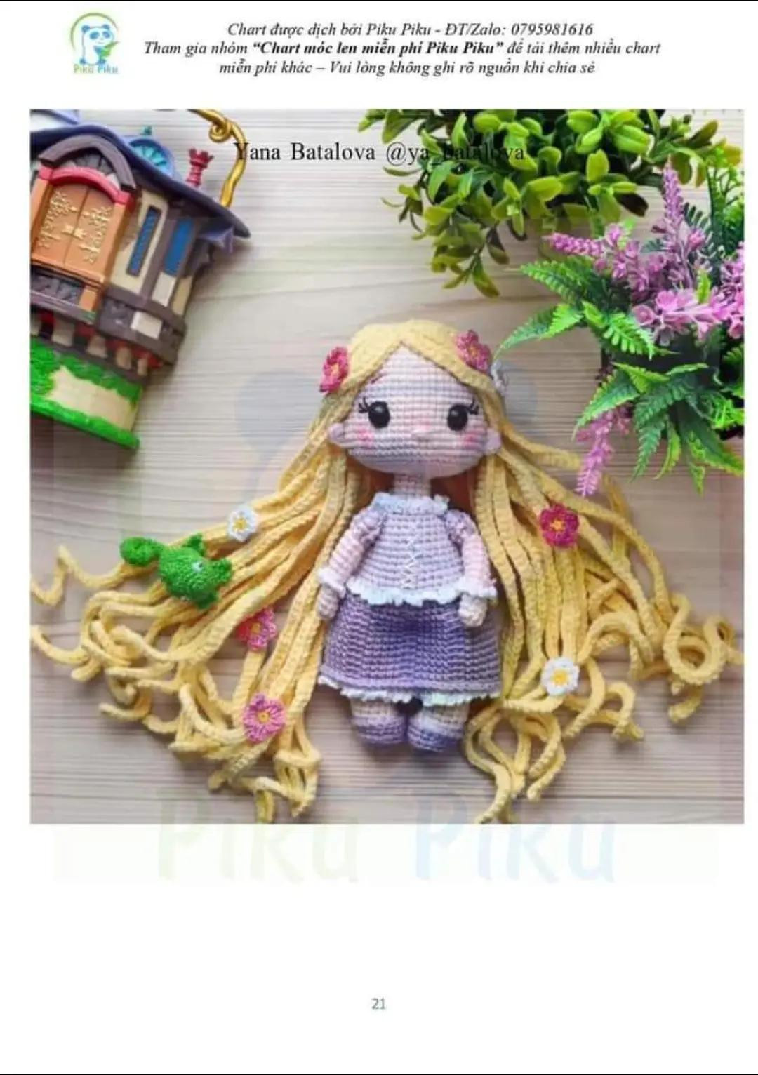 Chart móc len búp bê công chúa tóc mây với mái tóc vàng dài và hoa trang trí