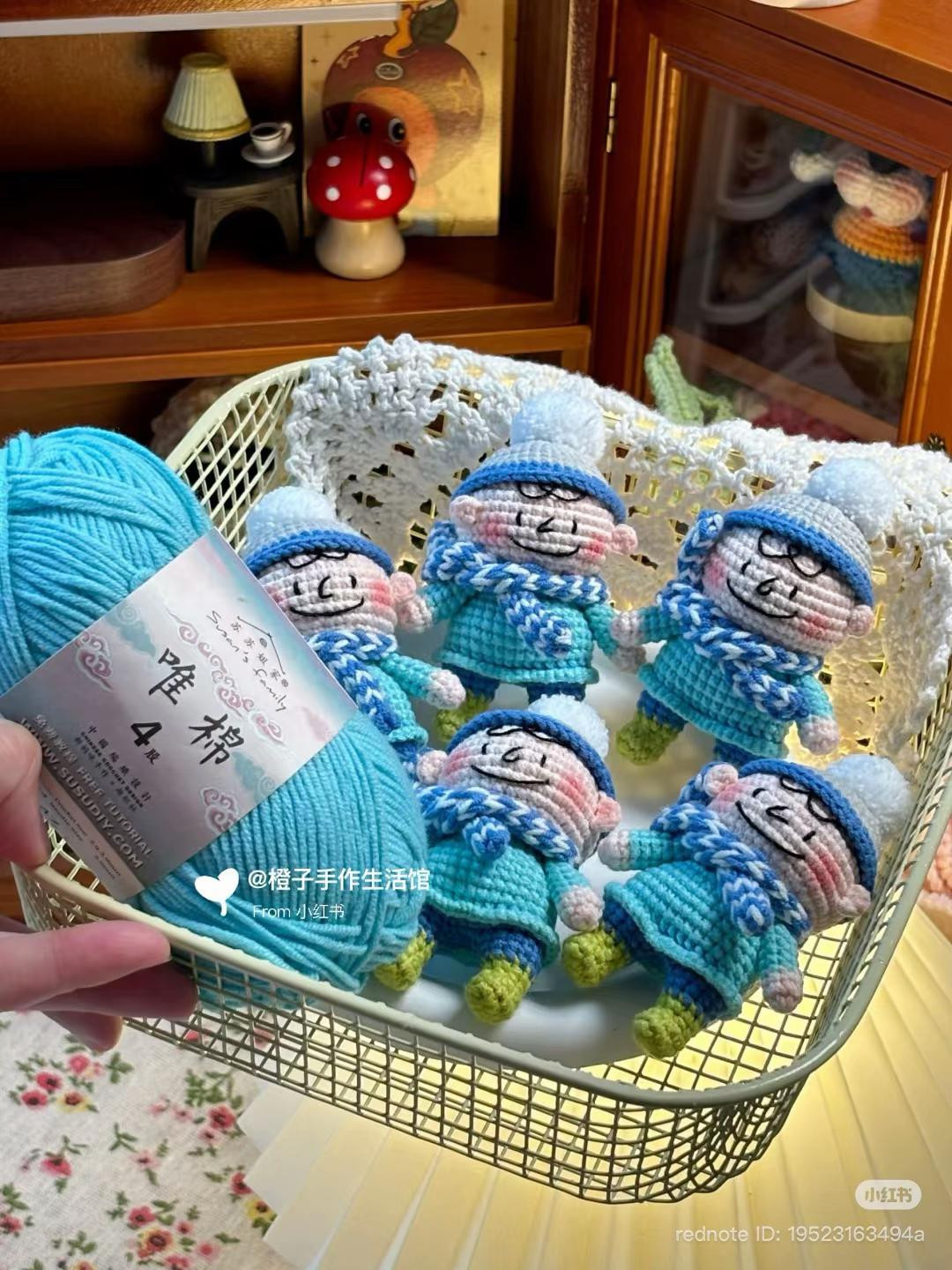 Chart móc len búp bê em bé mùa đông