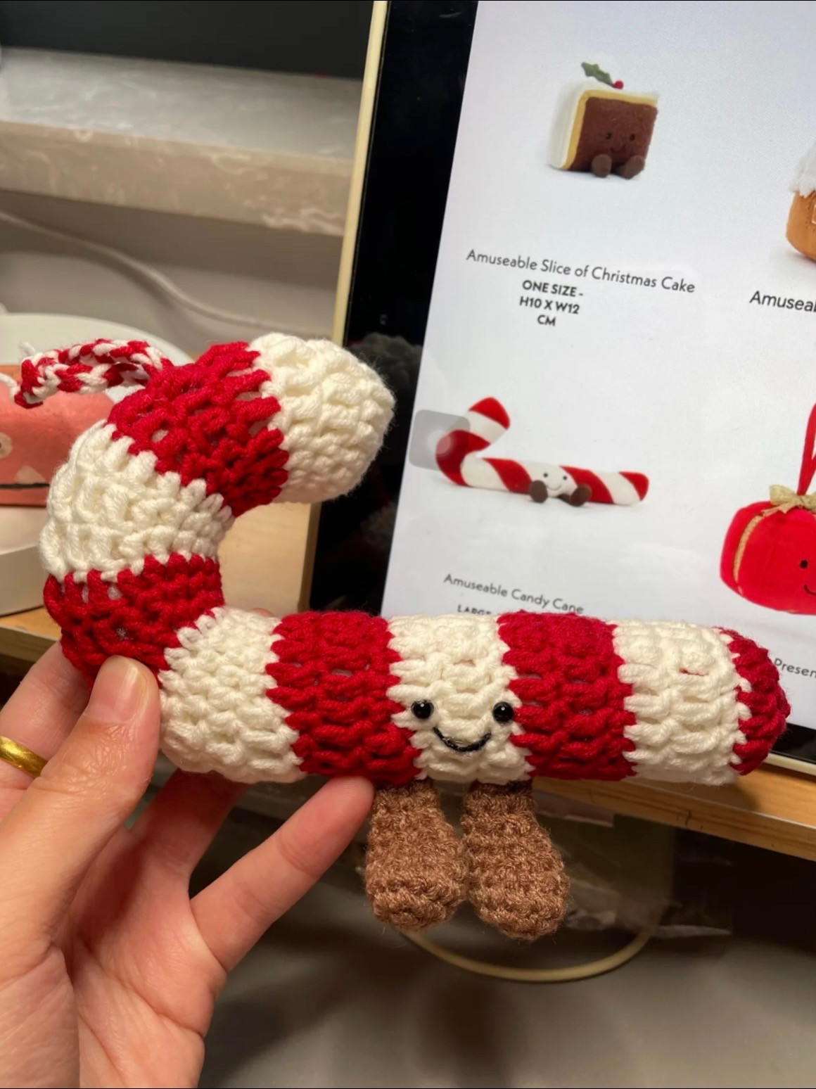 Chart móc len búp bê kẹo gậy Jellycat Noel