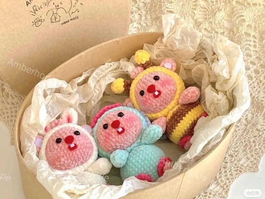 Chart móc len búp bê Loopy cosplay: ong, thỏ, cá hề