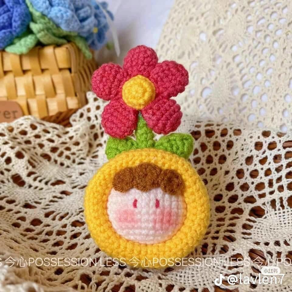 Chart móc len búp bê Mochi hoa và Kem dễ thương