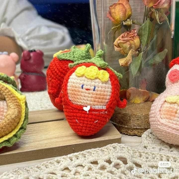 Chart móc len búp bê Mochi hoa và Kem dễ thương