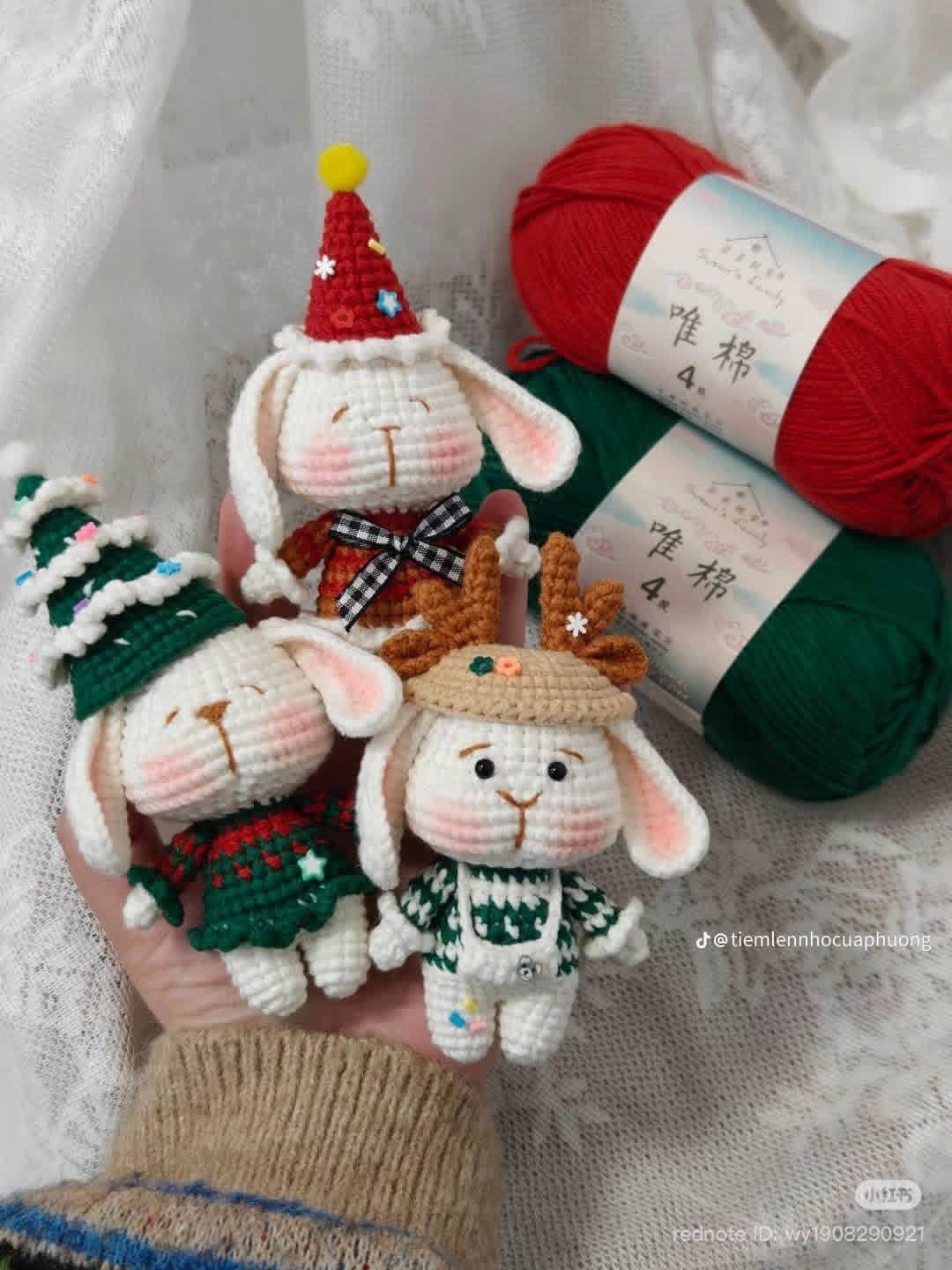 Chart móc len búp bê thỏ Noel, cây thông và tuần lộc dễ thương