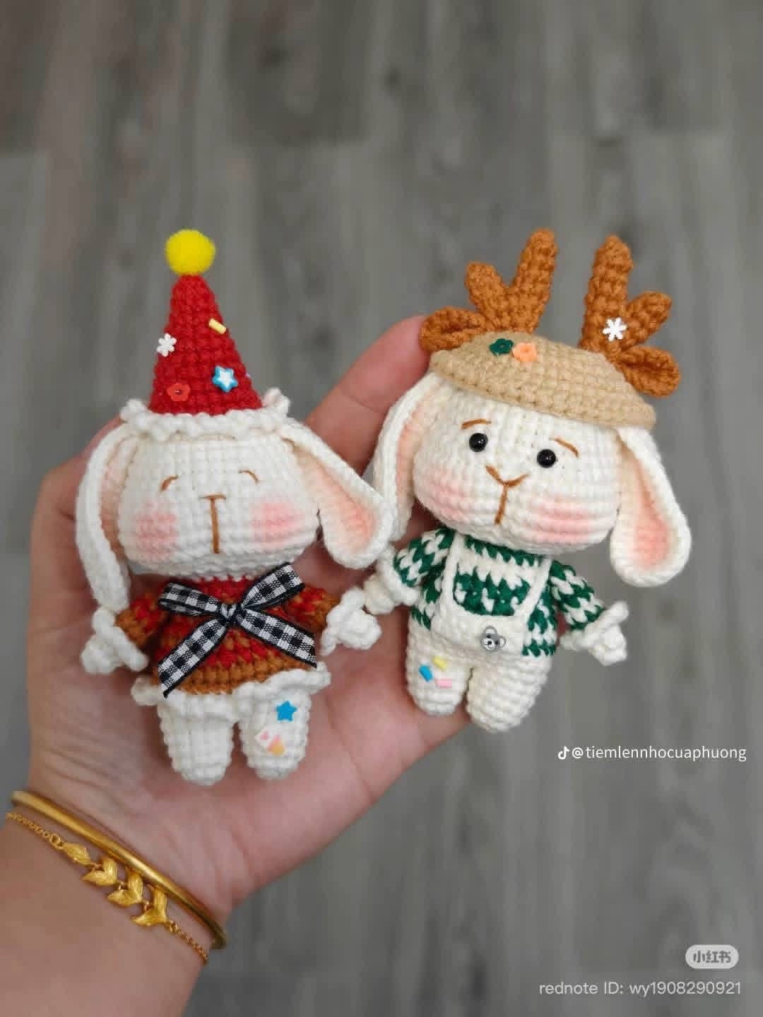 Chart móc len búp bê thỏ Noel, cây thông và tuần lộc dễ thương